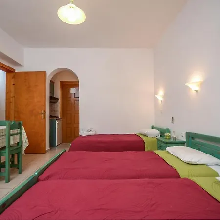 Despina Apartmanhotel 2*